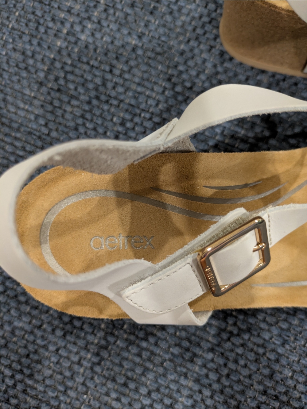 Aetrex White Wedge Sandals with Gold Buckles - Picture 4 of 5